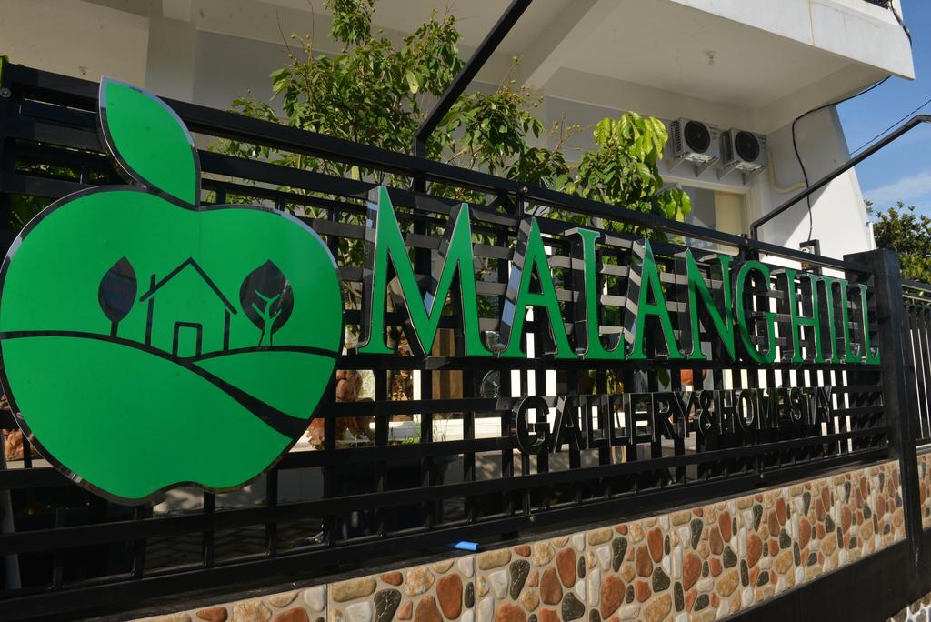 ホテル Malang Hill Syariah Redpartner エクステリア 写真
